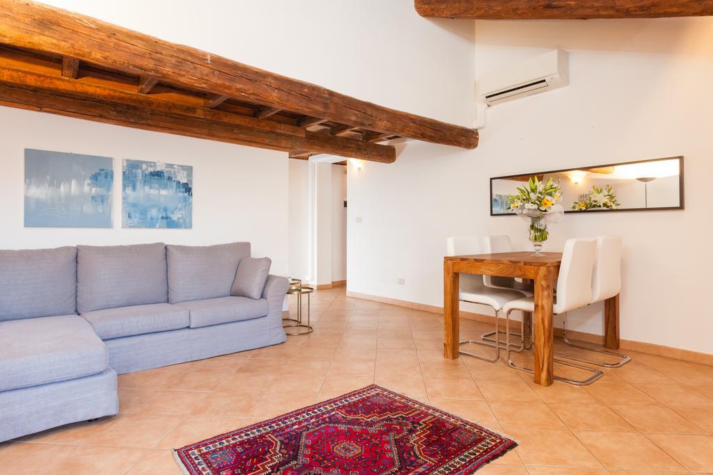 Maisonette Farnese Rome Bilik gambar