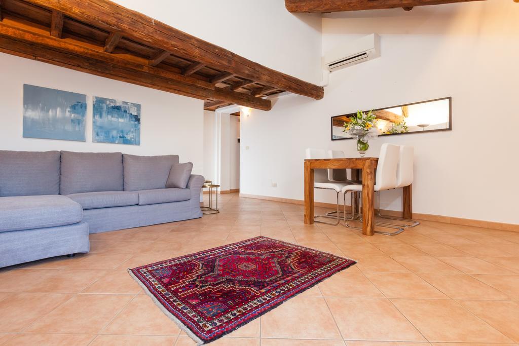 Maisonette Farnese Rome Bilik gambar